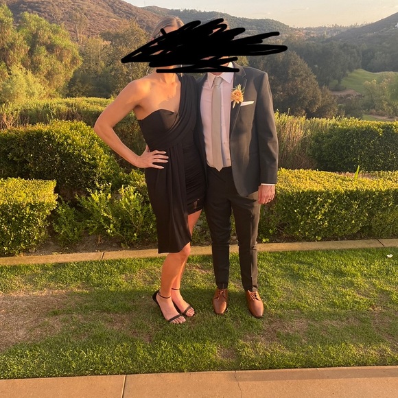 XRevolve Carmen Dress by Michael Costello size medium original $258 - Picture 6 of 6